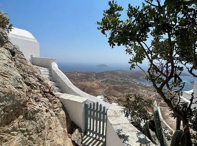 Windhouses * Serifos Town